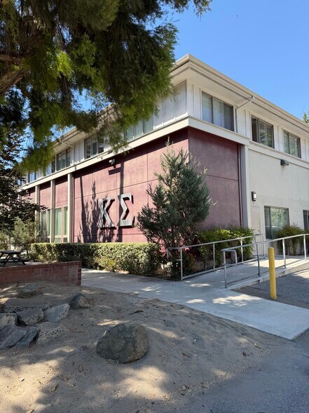 More Photos Of 168 S 11th St, San Jose Sorority Fraternity House For Sale