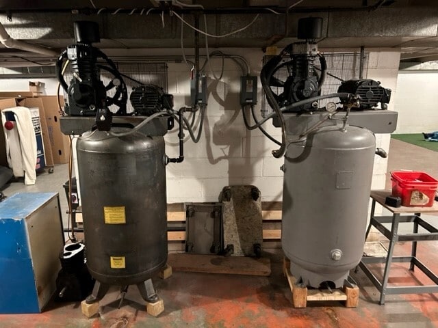 More Photos Of 1834 E 38th St, Indianapolis Auto Repair For Sale