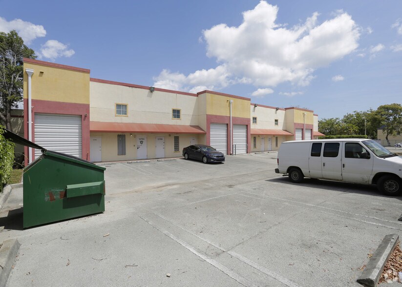 More Photos Of 13800-13818 SW 145th Ct, Miami Warehouse For Lease