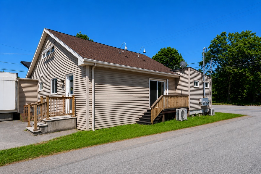 More Photos Of 379-381 Sconticut Neck Rd, Fairhaven Storefront Retail Office For Sale