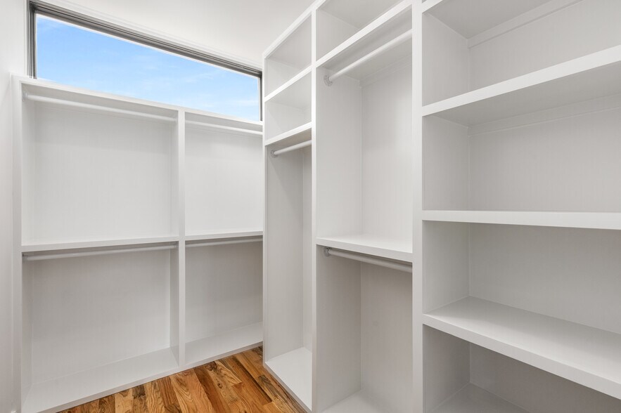 More Photos Of 105 Georgia Ave SE, Atlanta Apartments For Sale