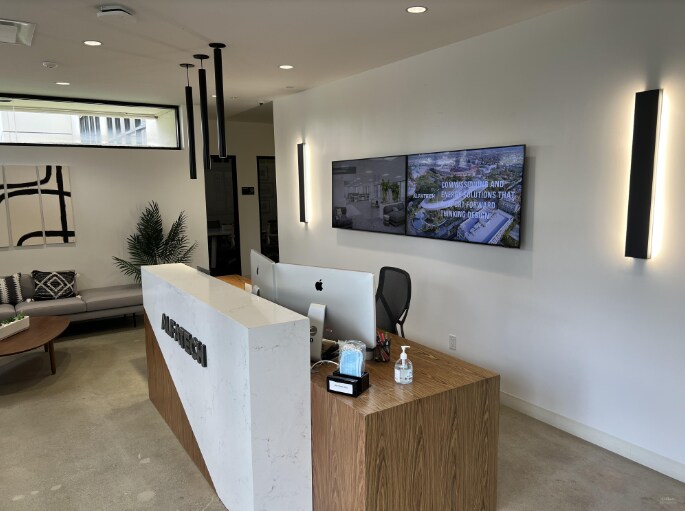 More Photos Of 417 E Huntington Dr, Monrovia Research And Development For Lease