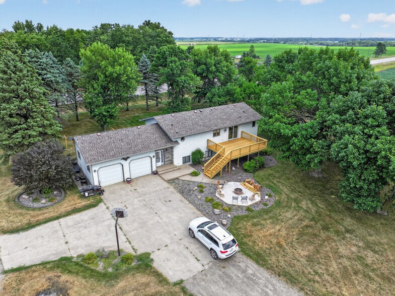More Photos Of 43553 MN-28, Sauk Centre Warehouse For Sale