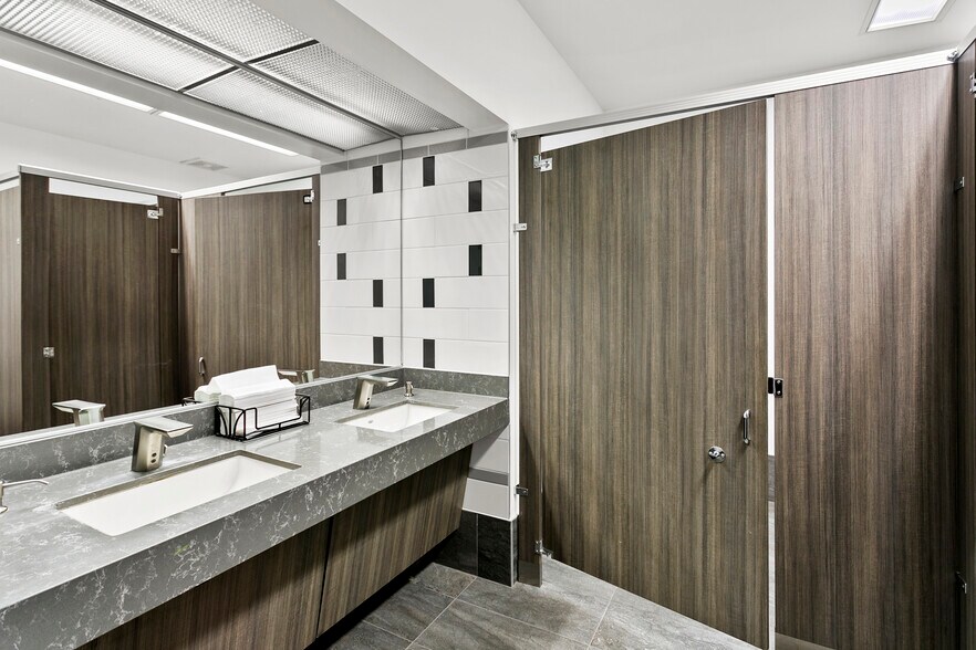 More Photos Of 41 Corporate Park, Irvine Office For Lease