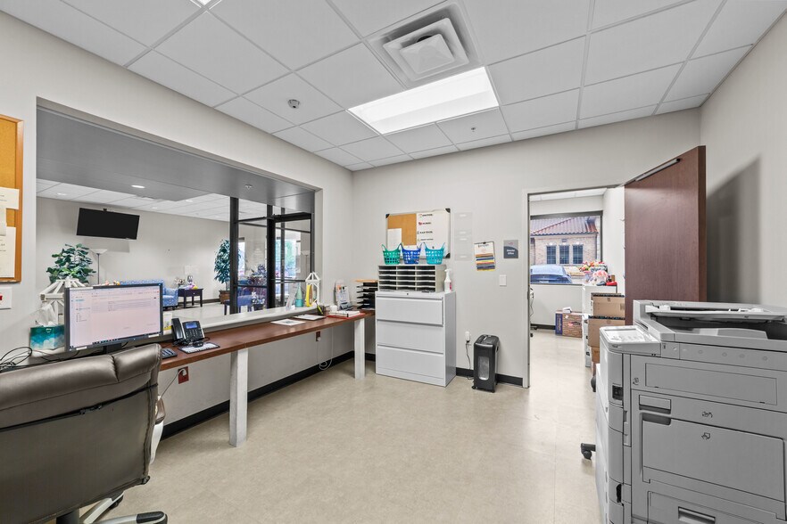 More Photos Of 4561 Heritage Trace Pky, Keller Medical For Sale