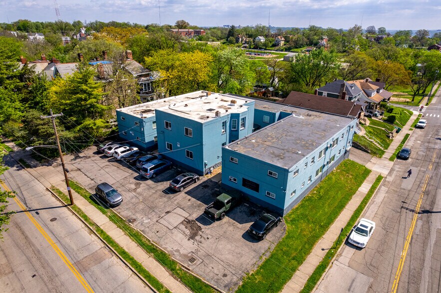 More Photos Of 800-808 Elberon Ave, Cincinnati Apartments For Sale