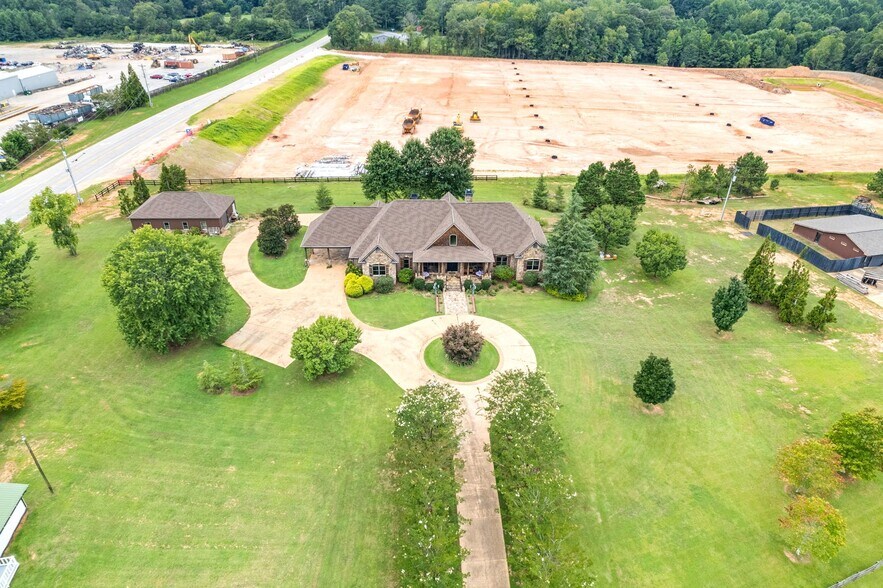 More Photos Of 2932 Highway 124 W, Jefferson Specialty For Sale