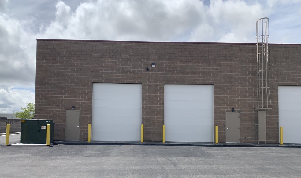 More Photos Of 6108-6142 W 9790 S, West Jordan Warehouse For Lease