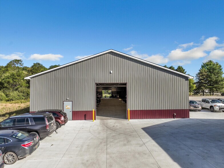 More Photos Of 3420 S Lapeer Rd, Metamora Auto Repair For Sale