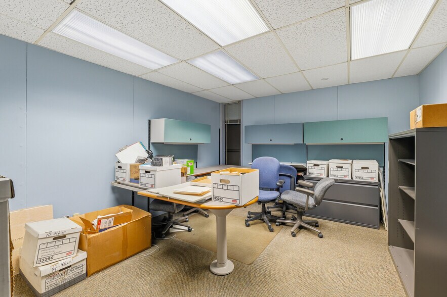 More Photos Of 100 Creative Way, Ripon Manufacturing For Sale