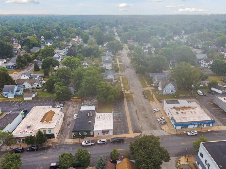 More Photos Of 1000 N Johnson St, Bay City Medical For Sale
