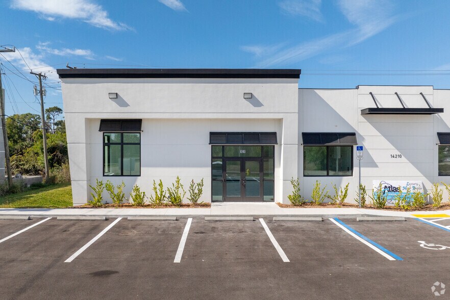More Photos Of 14210 Metropolis Ave, Fort Myers Office For Lease