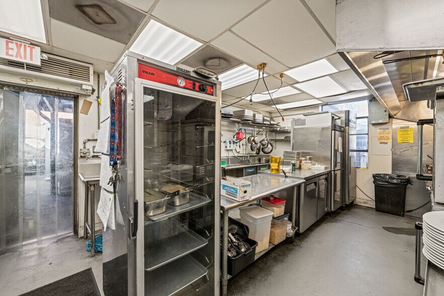 More Photos Of 307 E Main Street, Carrboro General Retail For Sale