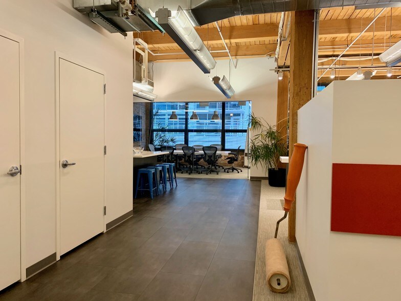 More Photos Of 314 W Superior St, Chicago Loft Creative Space For Lease