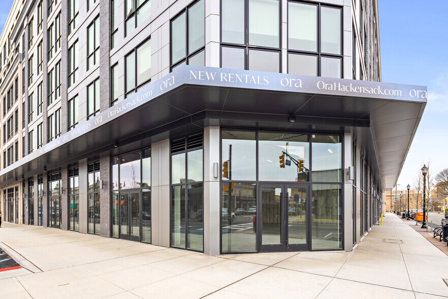 More Photos Of 321 Main St, Hackensack Apartments For Lease