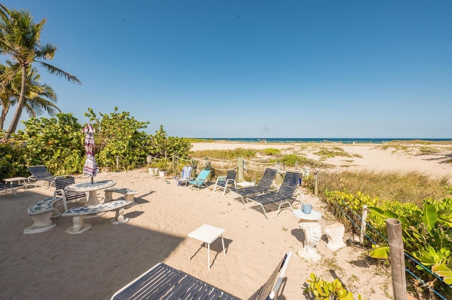 More Photos Of 3401 NE 10th St, Pompano Beach Hotel For Sale