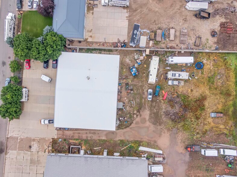 More Photos Of 4116 W 5800 N, Mountain Green Light Manufacturing For Lease