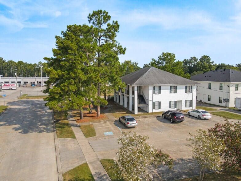 More Photos Of 1415 Delplaza Dr, Baton Rouge Office For Lease