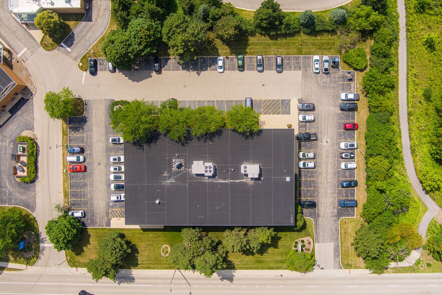 More Photos Of 290 Springfield Dr, Bloomingdale Medical For Lease