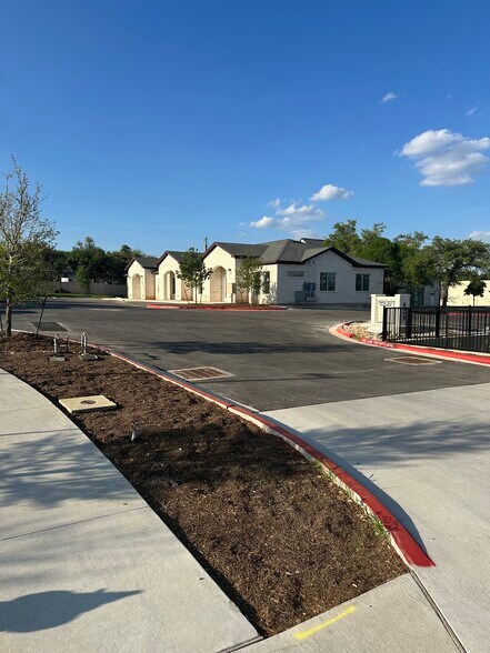 More Photos Of 607 Crystal Falls Pky, Leander Office For Sale