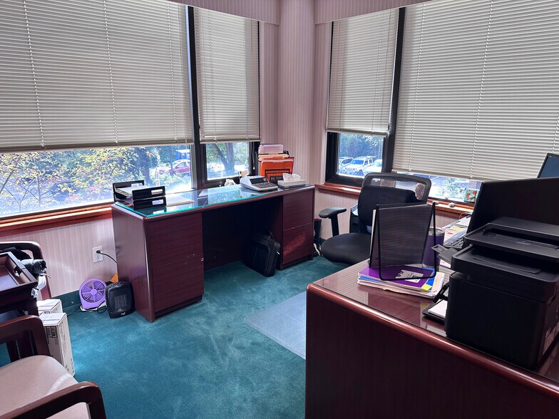 More Photos Of 600 Fairmount Ave, Towson Loft Creative Space For Sale