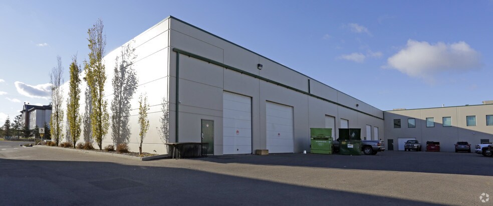 More Photos Of 2833 Broadmoor Blvd, Sherwood Park Showroom For Lease