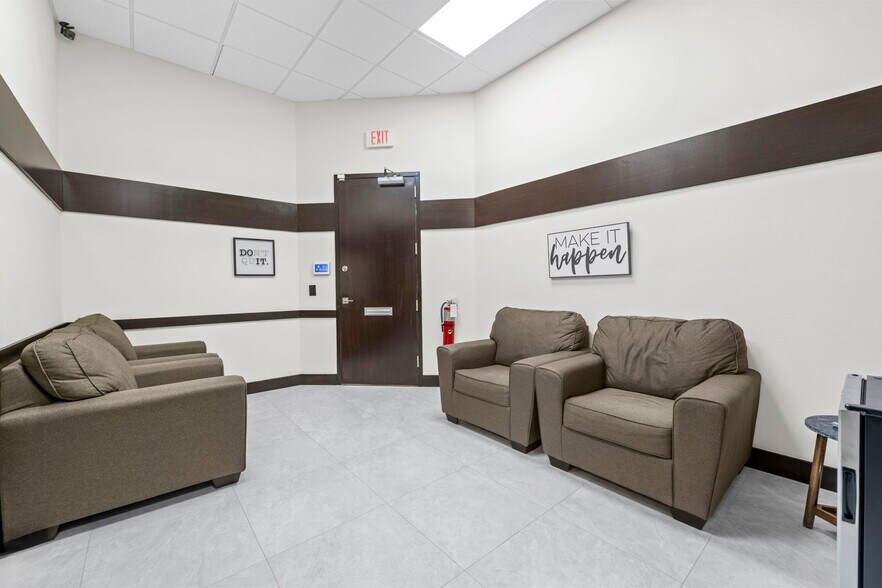 More Photos Of 4800 N Federal Hwy, Boca Raton Medical For Sale