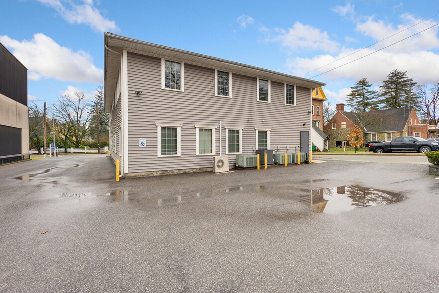 More Photos Of 2622 South Ave, Wappingers Falls Office For Sale