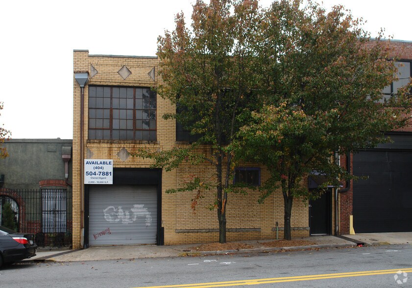 More Photos Of 188 Walker St SW, Atlanta Showroom For Lease