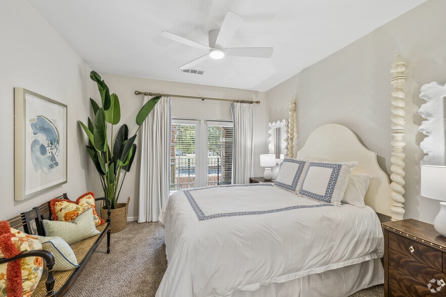More Photos Of 211 River Landing Dr, Charleston Apartments For Lease