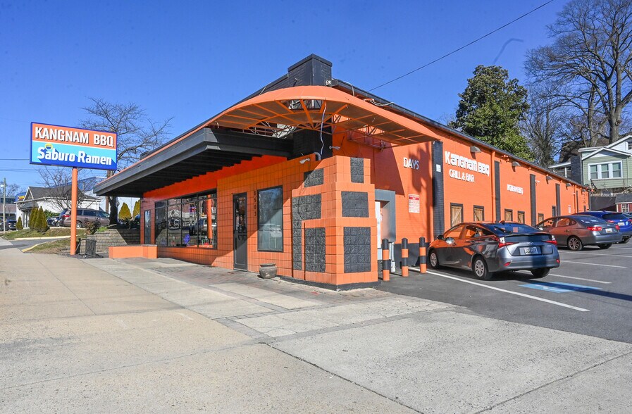 More Photos Of 8503 Baltimore Ave, College Park Restaurant For Lease