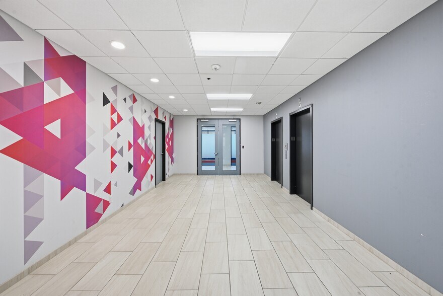 More Photos Of 8790 Governors Hill Dr, Cincinnati Office For Lease