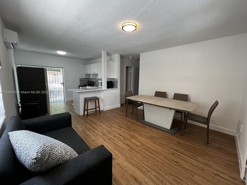 More Photos Of 641 NW 2nd St, Miami Apartments For Sale