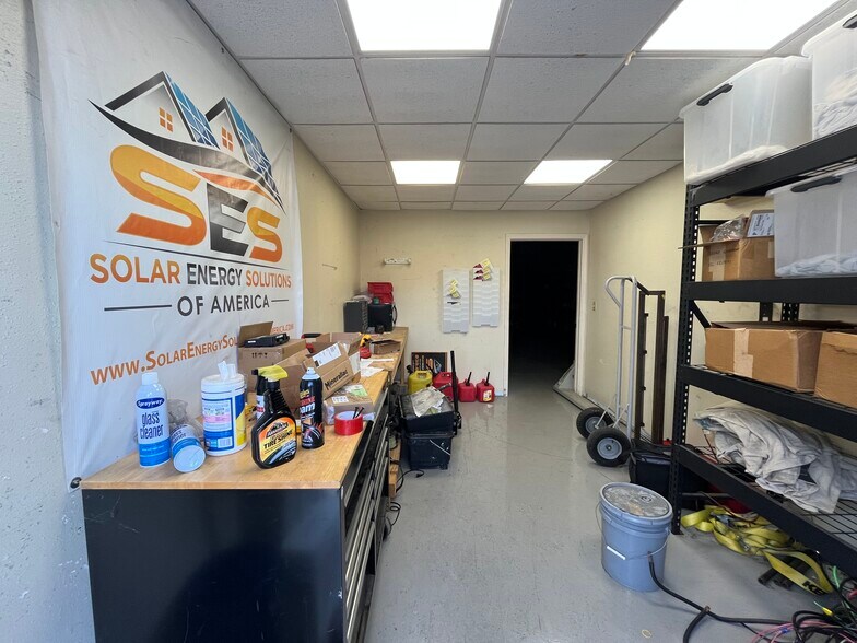 More Photos Of 2528 Andalusia Blvd, Cape Coral Light Distribution For Sale
