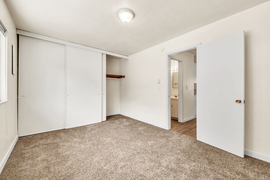 More Photos Of 7606-7720 E Burnside St, Portland Apartments For Sale