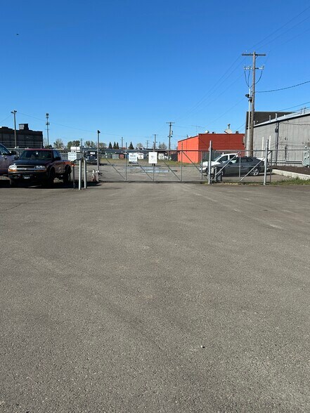 More Photos Of 1725 Silverton Rd NE, Salem Land For Lease