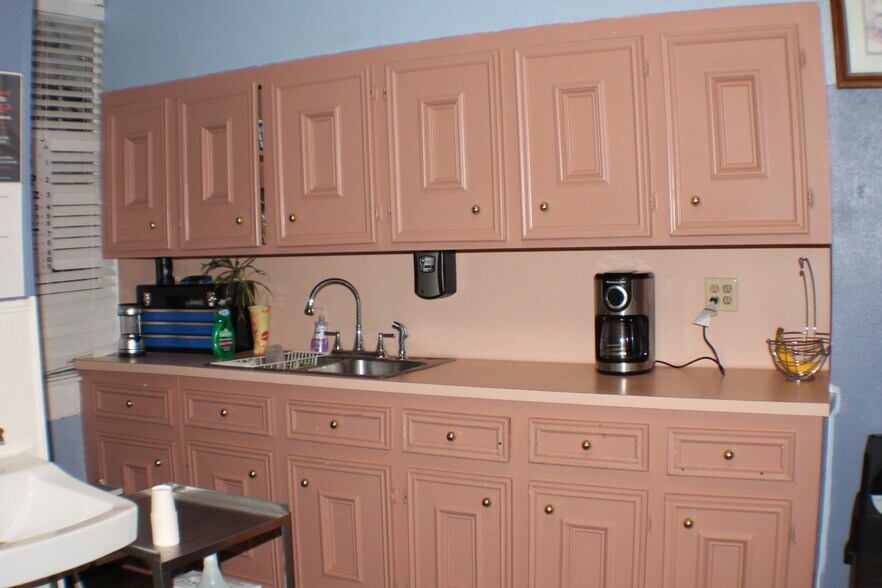 More Photos Of 3520 Broadway St, Houston Multifamily For Sale