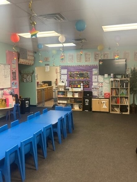 More Photos Of 401 Chester Pike, Darby Daycare Center For Sale