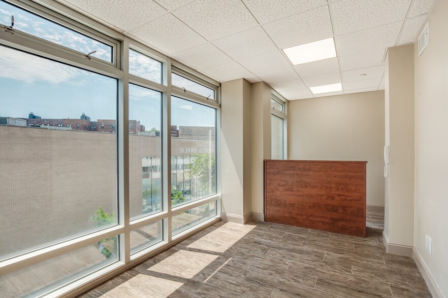 More Photos Of 9717 64th Rd, Rego Park Medical For Lease