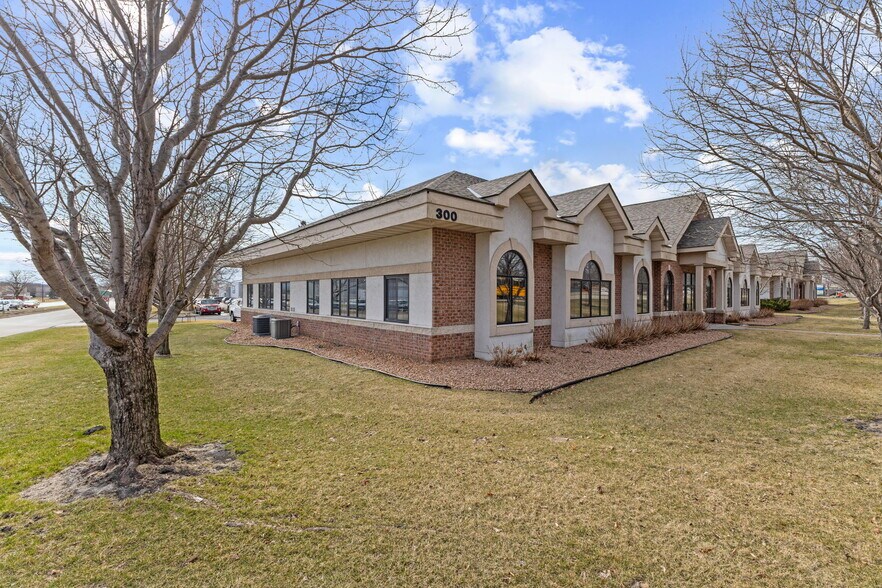 Primary Photo Of 300 Coon Rapids Blvd NW, Coon Rapids Office Residential For Lease