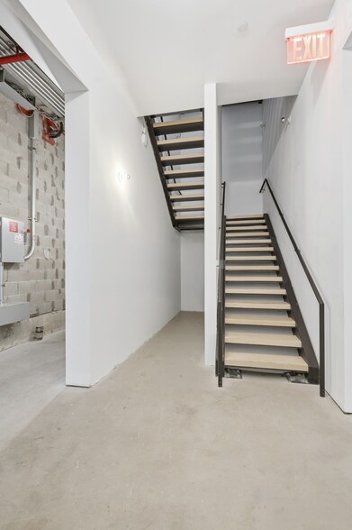 More Photos Of 260 Bowery, New York Apartments For Lease