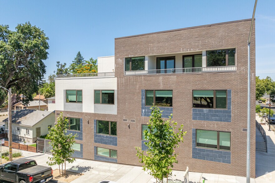 More Photos Of 301 D St, West Sacramento Apartments For Sale