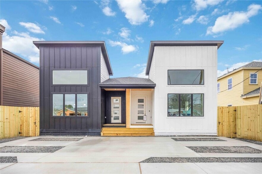Primary Photo Of 422 E 41st St, Houston Multifamily For Sale