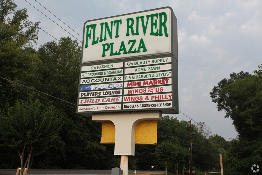 More Photos Of 300 Flint River Rd, Jonesboro Unknown For Lease