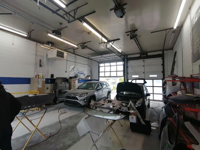 More Photos Of 120 Church St, Hagerstown Auto Repair For Sale