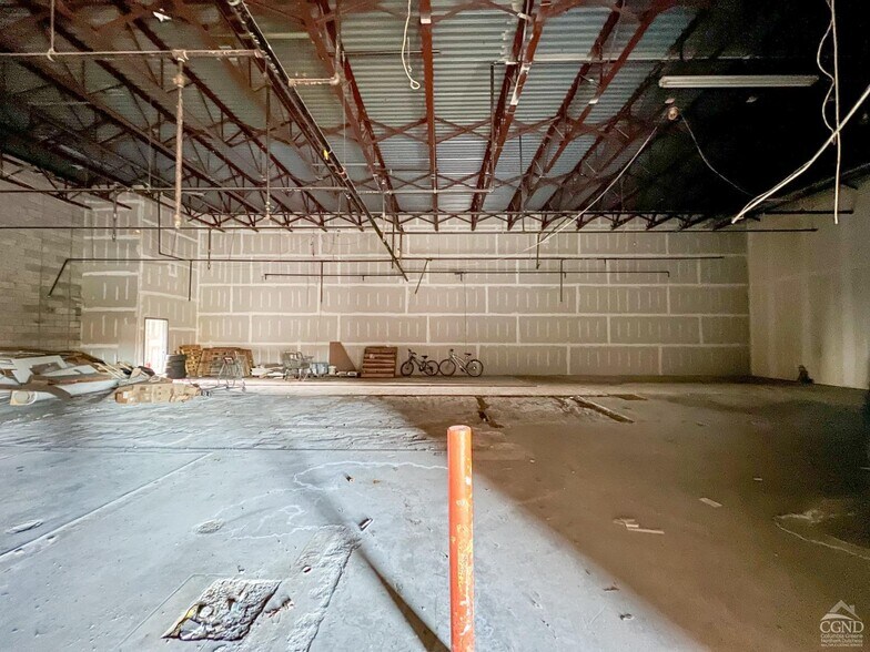 More Photos Of 15 Dardess Dr, Chatham Unknown For Lease