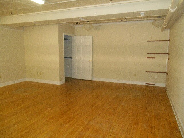 More Photos Of 328 Neville St, Beckley Office For Lease