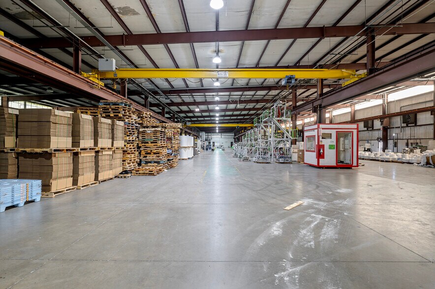 More Photos Of 11939 Aldine Westfield Rd, Houston Manufacturing For Lease