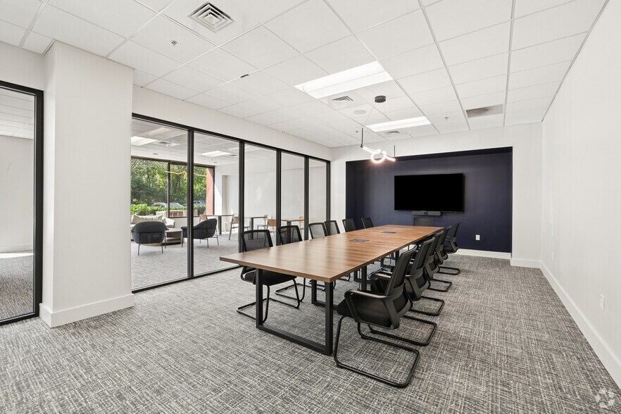 More Photos Of 111 Westwood Pl, Brentwood Office For Lease