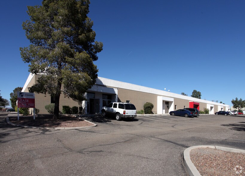 More Photos Of 2500 N Coyote Dr, Tucson Manufacturing For Lease